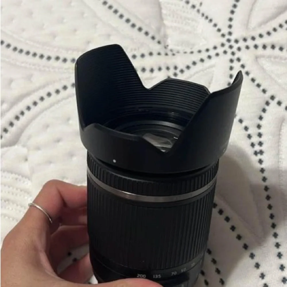 Tamron Zoom 18-200mm f3.5-6.3 Di II VC